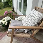 Apartment Ruhige Stadtperle Mit Garten Wiesbaden