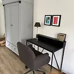 Ruhige Stadtperle Mit Garten *