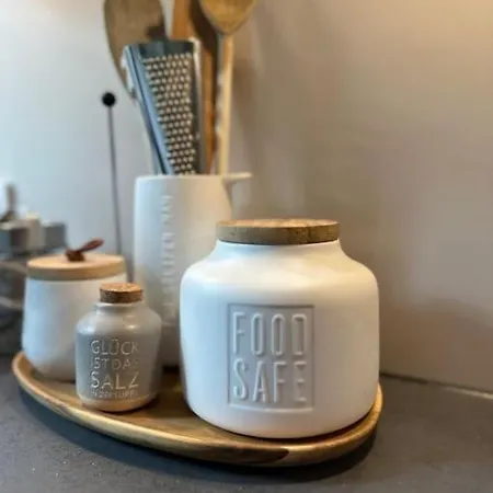 Apartament Ruhige Stadtperle Mit Garten