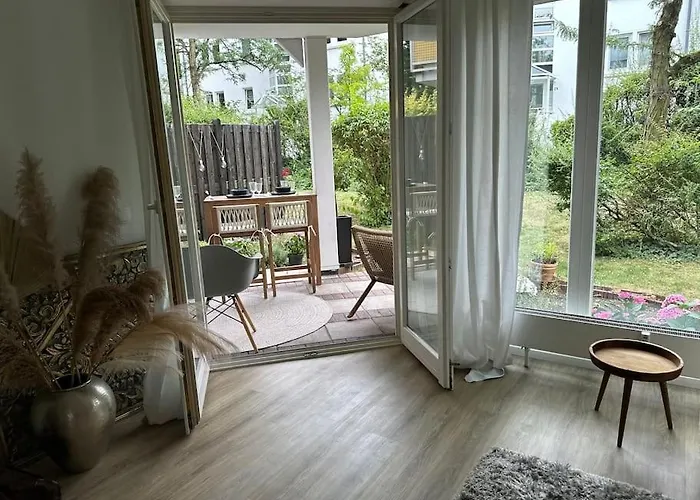 아파트 Ruhige Stadtperle Mit Garten 비스바덴