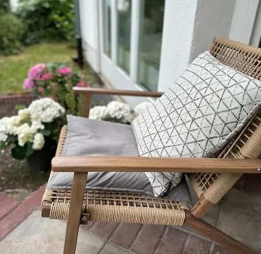 아파트 Ruhige Stadtperle Mit Garten 비스바덴