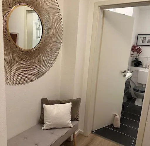 아파트 Ruhige Stadtperle Mit Garten *